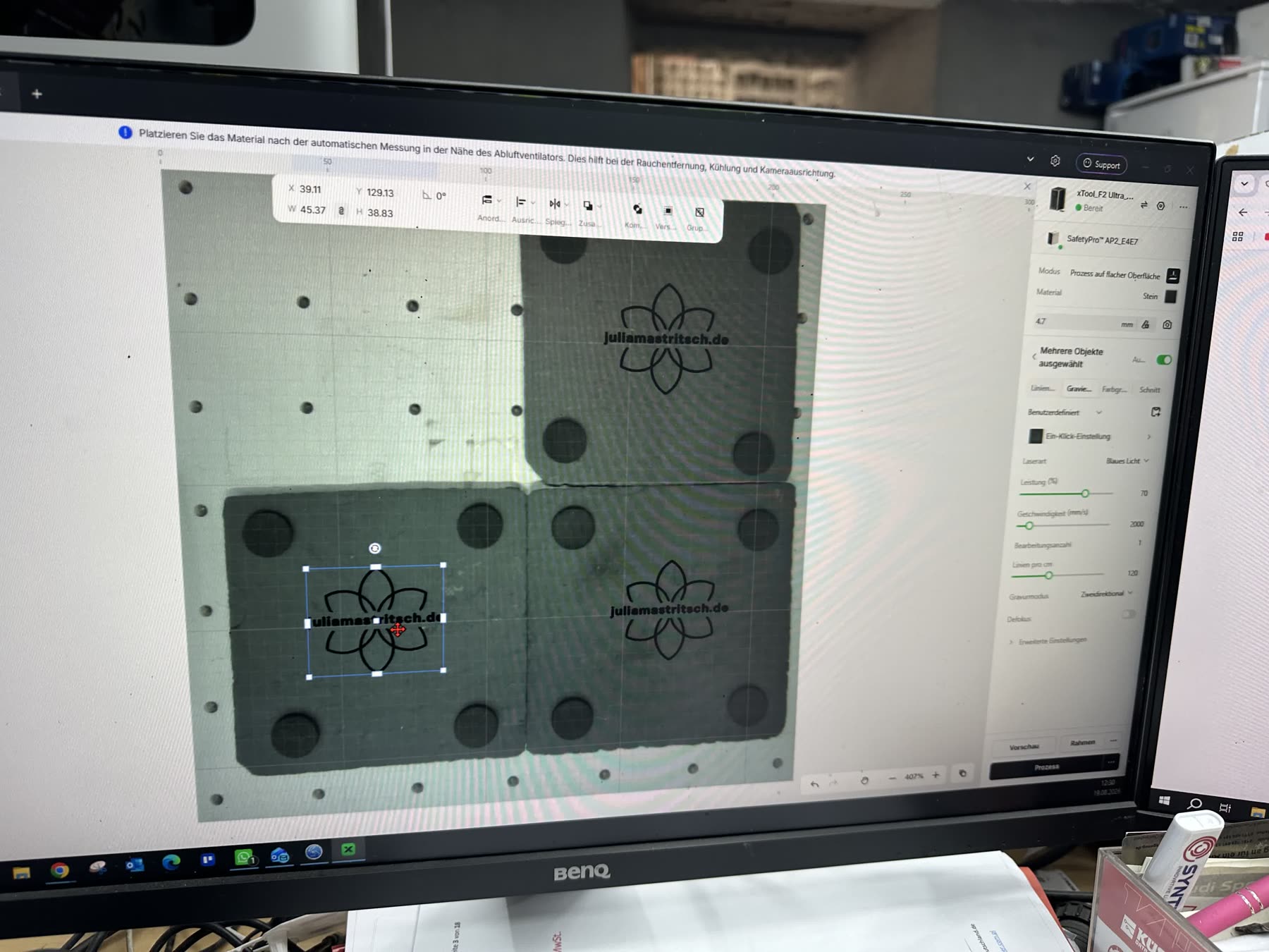 Druckdaten: Layout der Blume und Domain für die Gravur