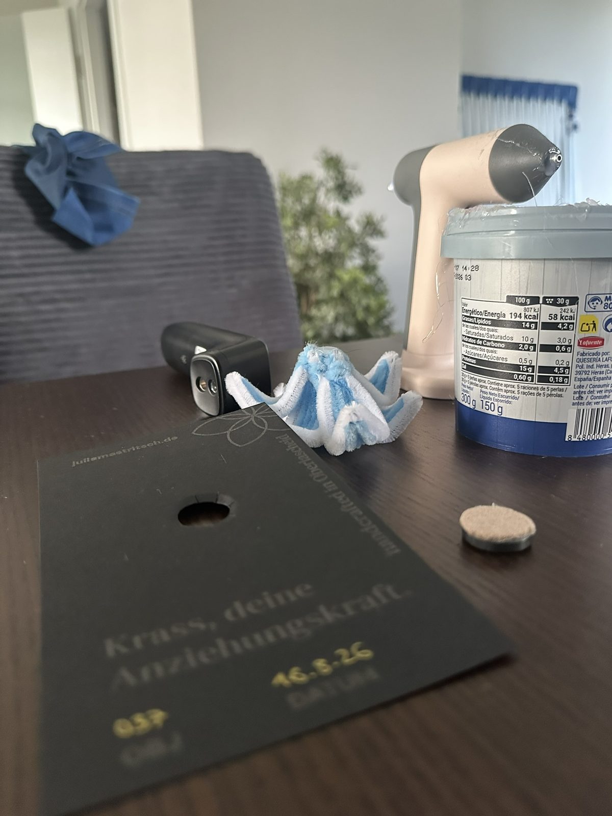 Papiergravur-Test mit Spruch und Datum